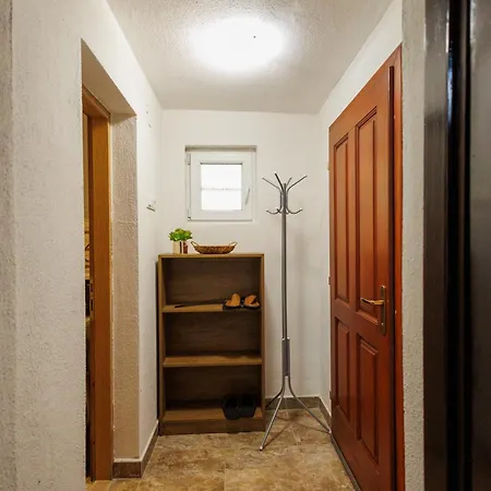 Apartman Farah *